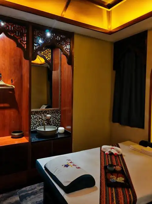 成都耍耍网论坛热门推荐：成都书店咖啡馆合集封面